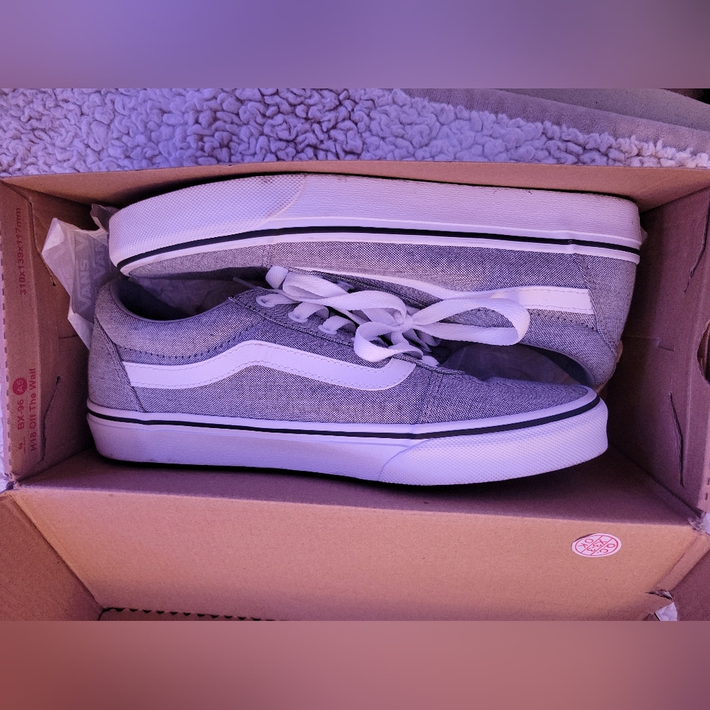 Summer Canvas Grey & White Vans